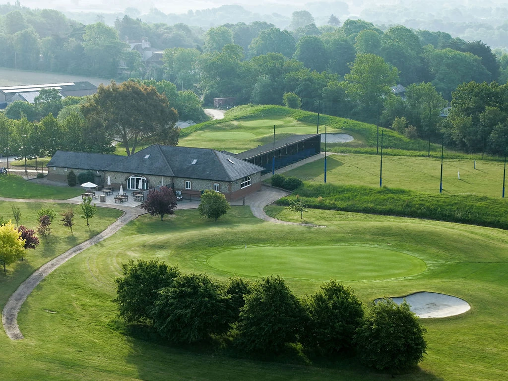 wickham-park-golf-club-clubhouse-aerial